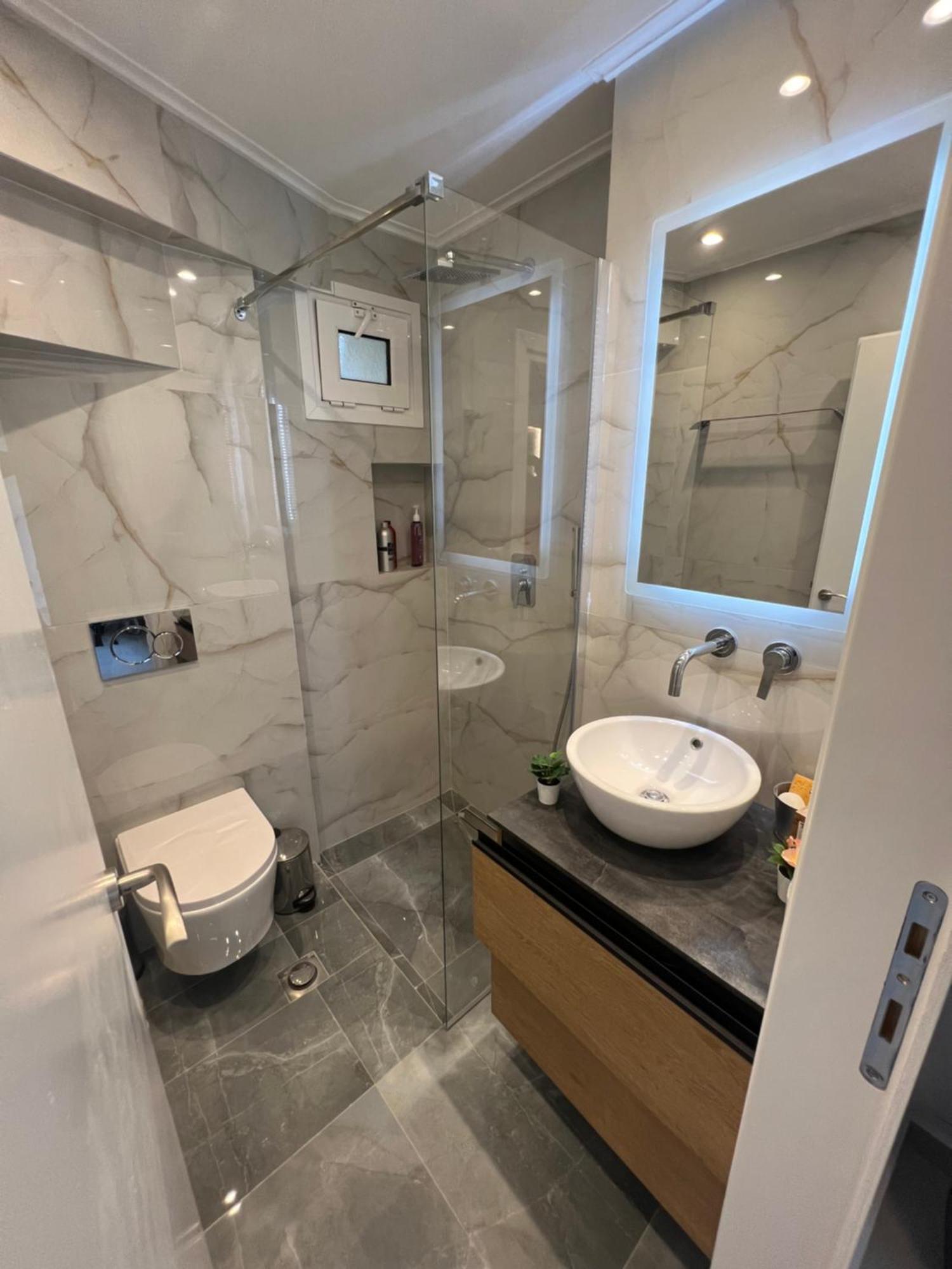 “plan B” Apartment Athens